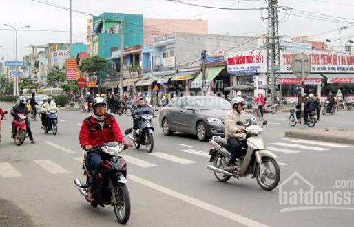 Cần bán gấp 2 lô đất hướng Đông Nam  ngay đầu đường Hoàng Văn Thái