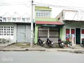 Chính chủ cần bán căn nhà mặt tiền đường Lê Văn Lương huyện Nhà Bè