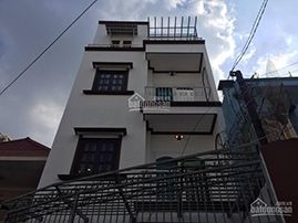 Chính chủ cần bán gấp căn nhà phố hẻm Trần Quang Diệu, Quận 3
